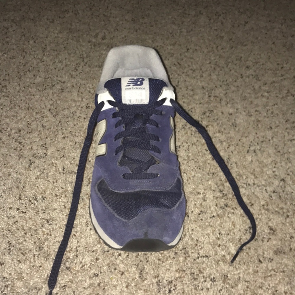 New balance 574’s Navy blue, size 11
